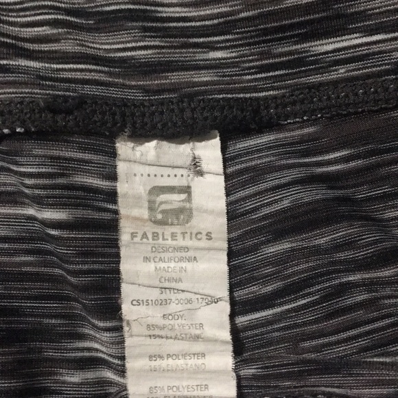 Fabletics size medium Capri. - Picture 2 of 3